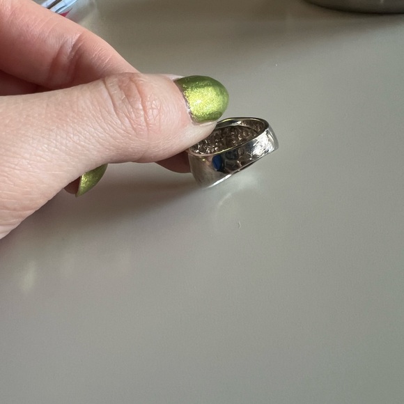 Souvenir Jewelry Silver Bark at the Moon Ozzy Osbourne Ring - Picture 14 of 16